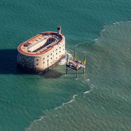 Hotel Nuit insolite sur un voilier au cœur de La Rochelle à La Rochelle  Extérieur photo