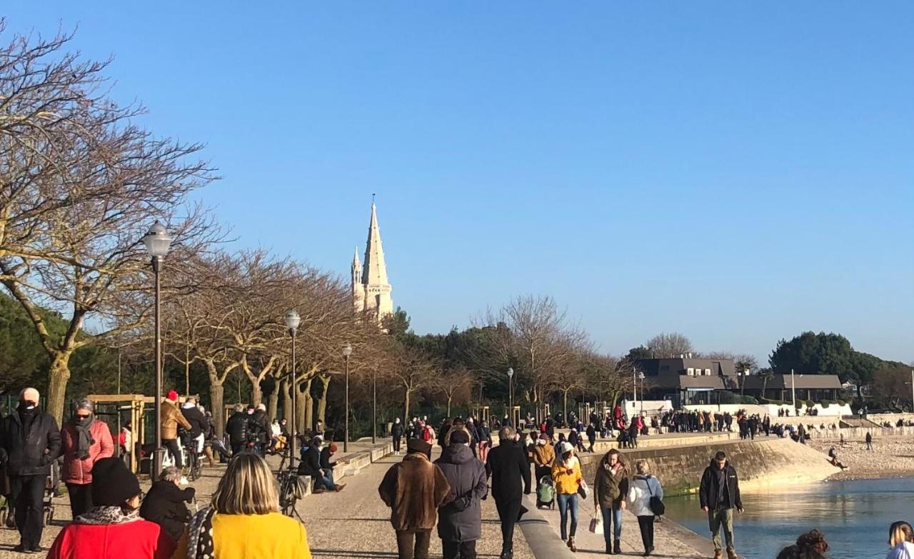 Hotel Nuit insolite sur un voilier au cœur de La Rochelle à La Rochelle  Extérieur photo