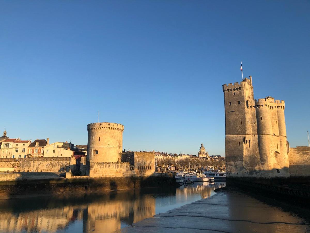 Hotel Nuit insolite sur un voilier au cœur de La Rochelle à La Rochelle  Extérieur photo