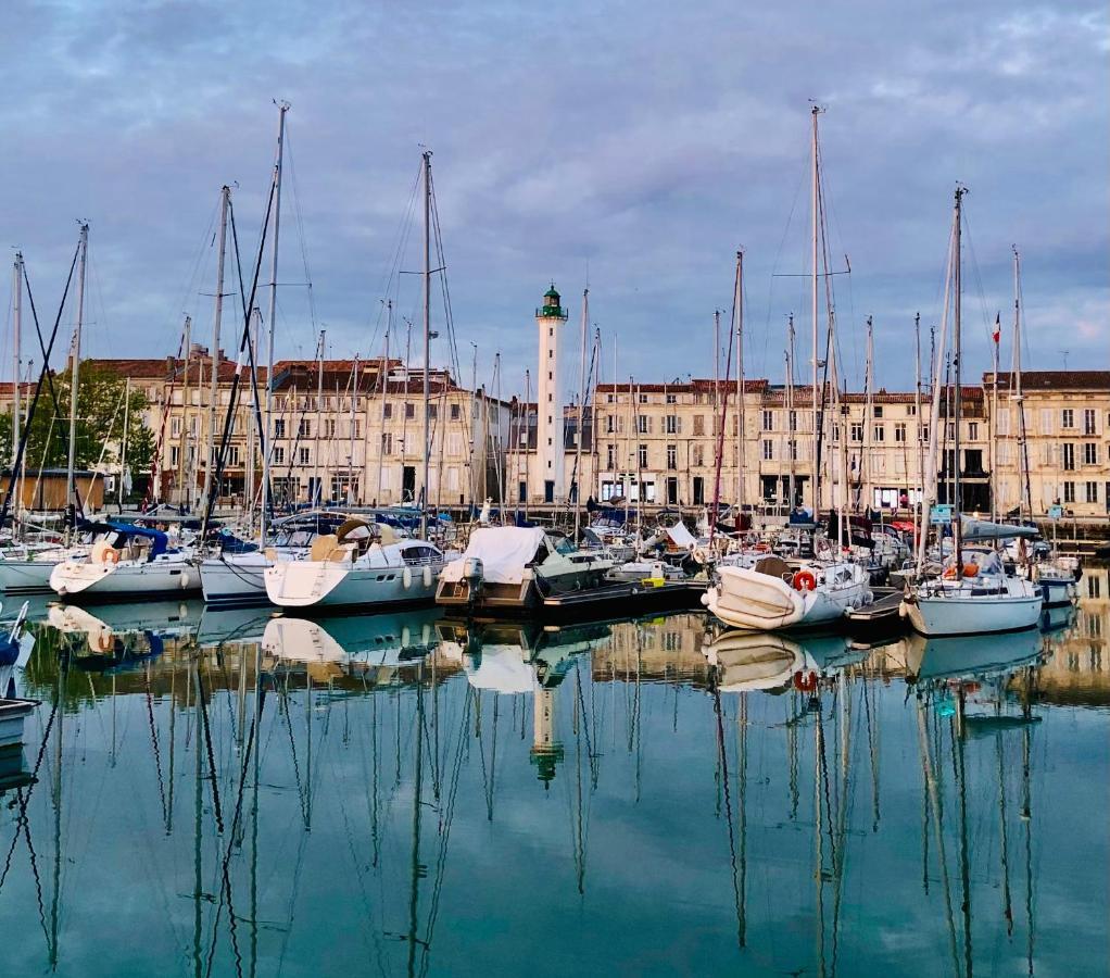 Hotel Nuit insolite sur un voilier au cœur de La Rochelle à La Rochelle  Extérieur photo