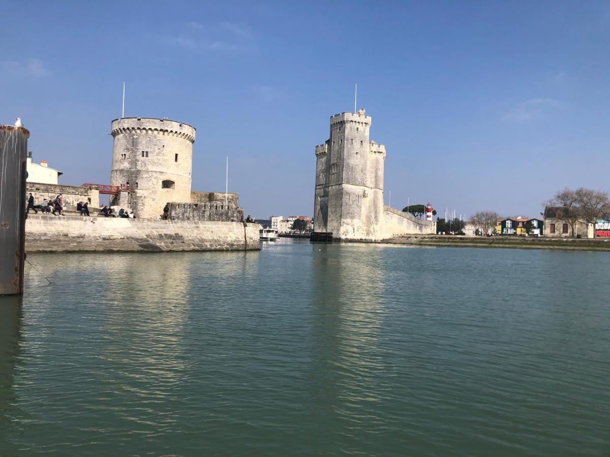 Hotel Nuit insolite sur un voilier au cœur de La Rochelle à La Rochelle  Extérieur photo